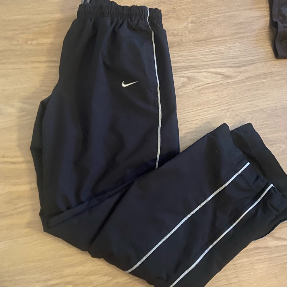 Vintage Nike joggers, lightly used size small